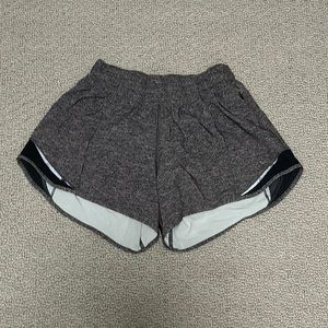 Lululemon Hotty Hot 2.5” Shorts